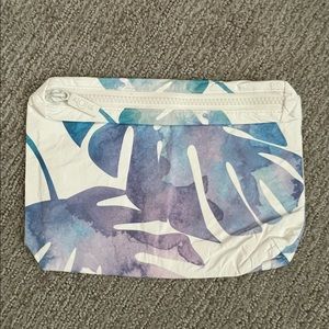 **SOLD**ALOHA COLLECTION SMALL pouch